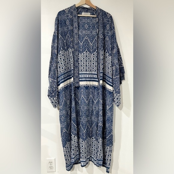 Auguste Long Flowy Duster‎ Kimono in Navy Wonder 4 - Picture 6 of 11